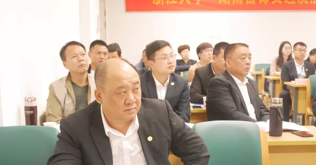 長沙紅光保安服務(wù)有限公司,長沙安保服務(wù),長沙安全服務(wù),長沙非武裝押運(yùn),勞務(wù)派遣服務(wù) 長沙紅光保安服務(wù)有限公司,長沙安保服務(wù),長沙安全服務(wù),長沙非武裝押運(yùn),勞務(wù)派遣服務(wù)