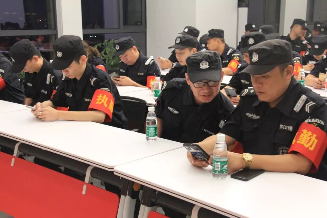 長(zhǎng)沙紅光保安服務(wù)有限公司,長(zhǎng)沙安保服務(wù),長(zhǎng)沙安全服務(wù),長(zhǎng)沙非武裝押運(yùn),勞務(wù)派遣服務(wù)