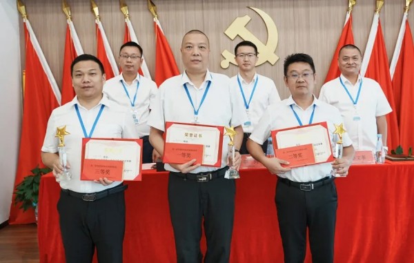 長沙紅光保安服務(wù)有限公司,長沙安保服務(wù),長沙安全服務(wù),長沙非武裝押運,勞務(wù)派遣服務(wù)