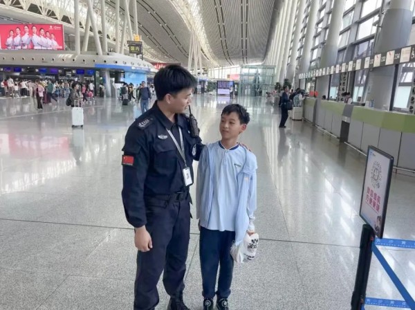 長沙紅光保安服務(wù)有限公司,長沙安保服務(wù),長沙安全服務(wù),長沙非武裝押運(yùn),勞務(wù)派遣服務(wù)