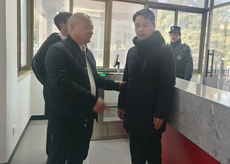長沙紅光保安服務(wù)有限公司,長沙安保服務(wù),長沙安全服務(wù),長沙非武裝押運(yùn),勞務(wù)派遣服務(wù)